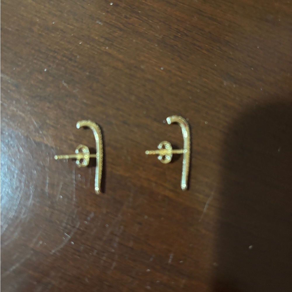 Zoe Lev diamond curved bar earring new without tags